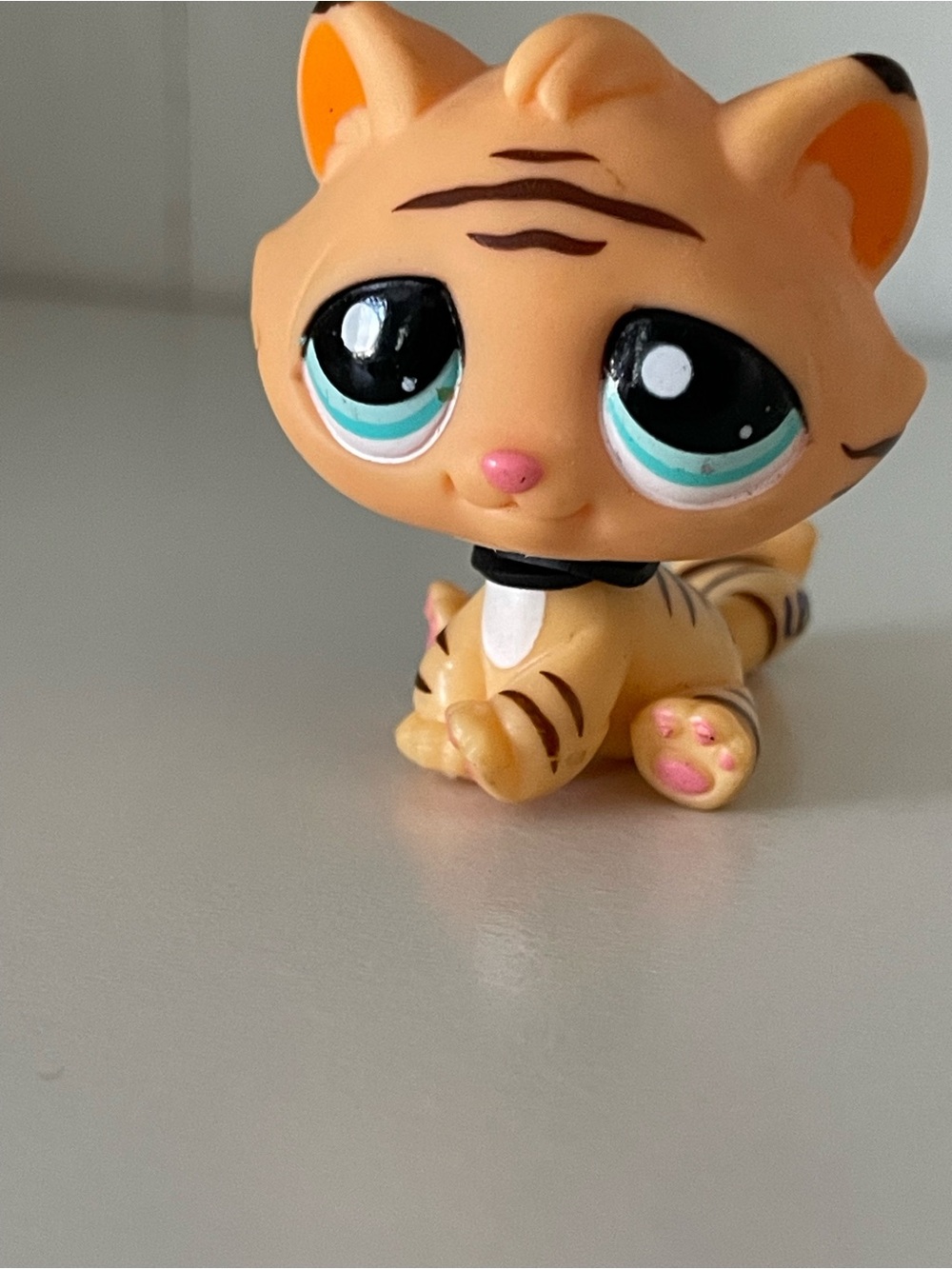 Vintage 2006 littlest pet shop tiger